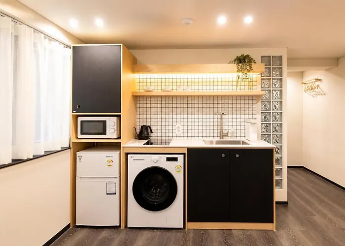 Nook Jongno Full-floor 2-bedroom Near Gwangjang Market 3* Seúl
