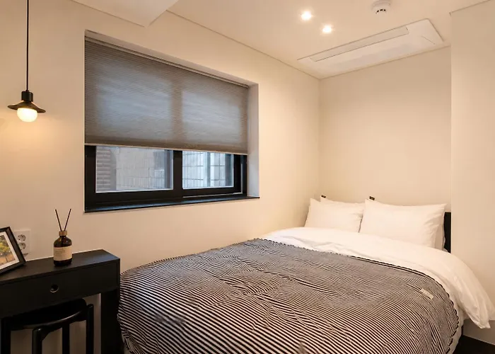 Nook Jongno Full-floor 2-bedroom Near Gwangjang Market 3* Seúl