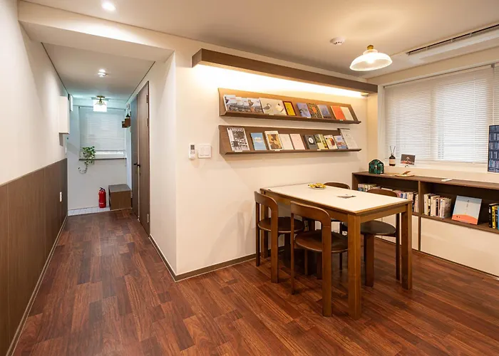 Nook Jongno Full-floor 2-bedroom Near Gwangjang Market Apartahotel 3*