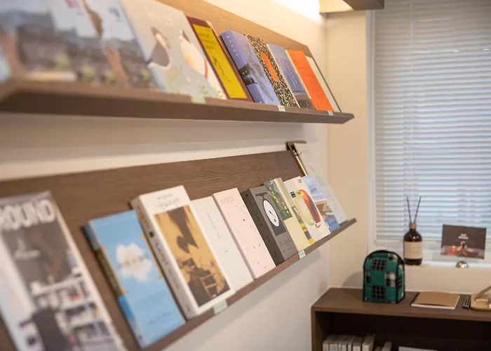 Nook Jongno Full-floor 2-bedroom Near Gwangjang Market 3*
