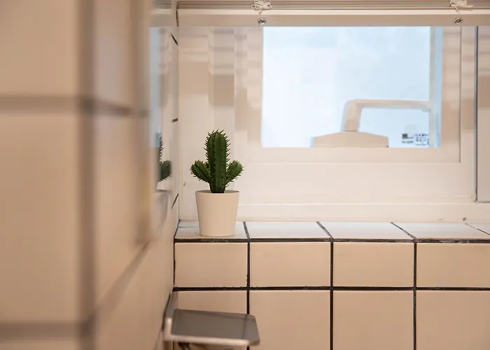 Nook Jongno Full-floor 2-bedroom Near Gwangjang Market Apartahotel 3*