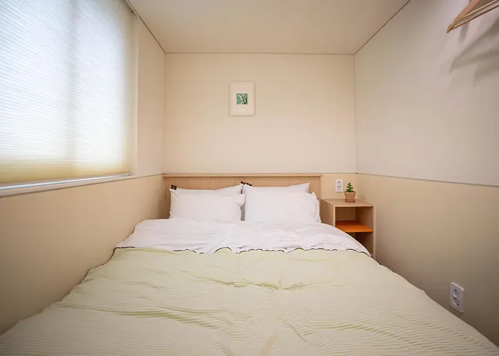 Nook Jongno Full-floor 2-bedroom Near Gwangjang Market Seul